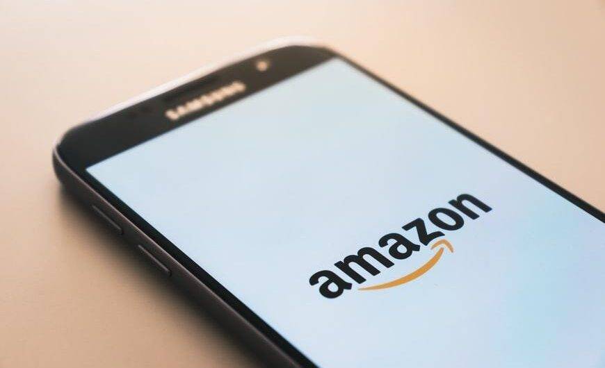 How to Sell on Amazon: 2022 Guide and Tips