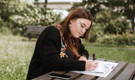 Write Personal Essays